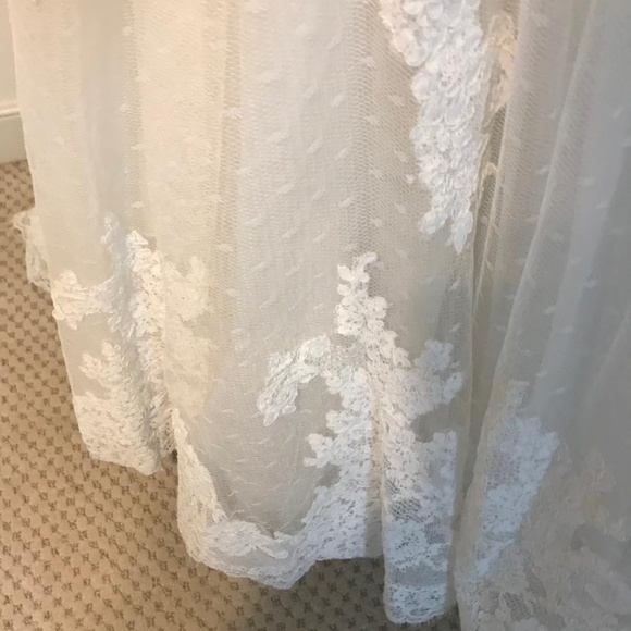 MARRA'S BRIDAL - Picture 3 of 7